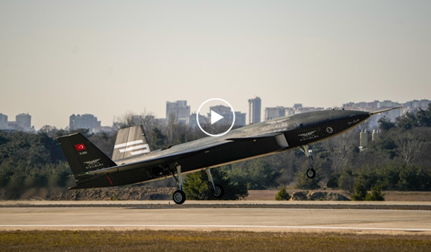 Bayraktar KIZILELMA bir uçuş testini daha başarıyla tamamladı! | VİDEO