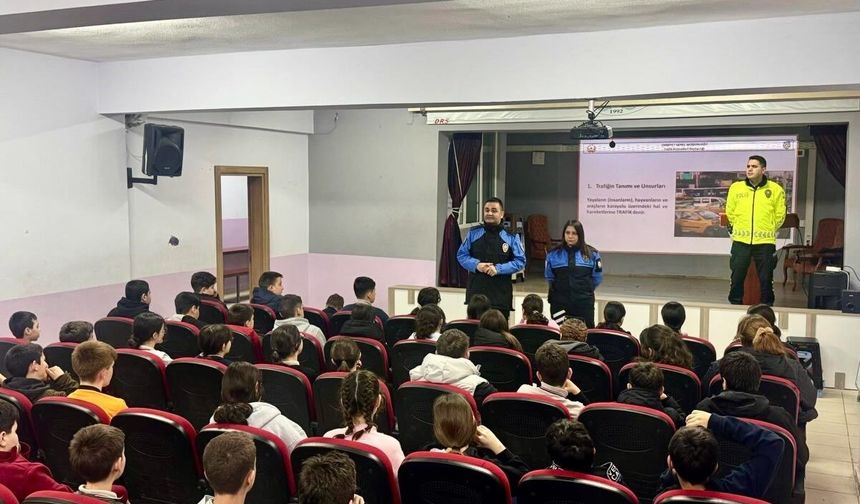 Bilecik’te öğrencilere trafik ve akran zorbalığı bilinci kazandırıldı
