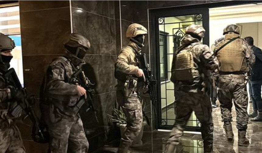 MİT ve emniyetten ortak operasyon! Bombalı eylem hazırlığındaki 4 terörist yakalandı