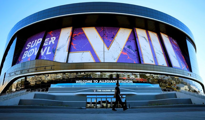 Super Bowl mu, para basma makinesi mi? Tek gecelik dev faturanın detayları…