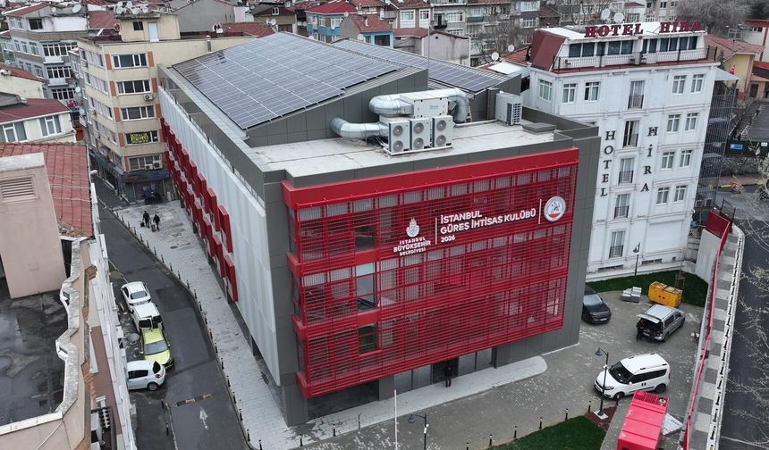 İBB’den Güreşe modern tesis: Temeli İmamoğlu attı, açılışı Aslan yaptı