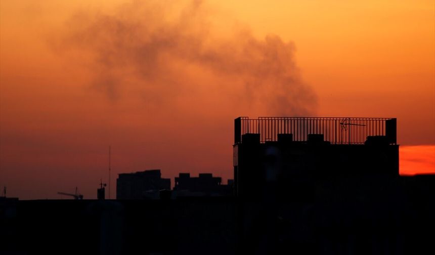 İsrail: Lübnan’a yönelik saldırılarda İran ve Hizbullah’a ait karargahlar imha edildi