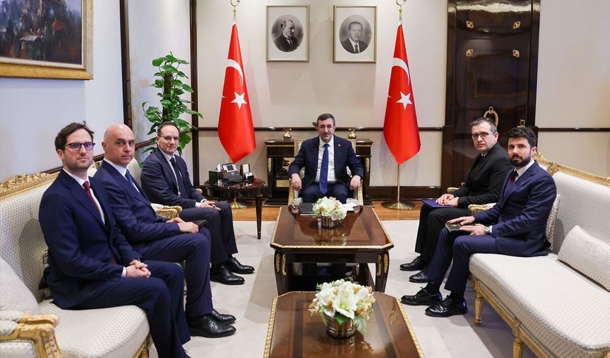 Cumhurbaşkanı Yardımcısı Yılmaz, büyükelçileri ağırladı