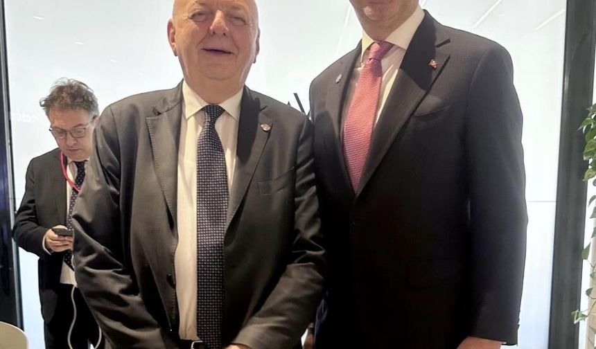 Enerji ve Tabii Kaynaklar Bakanı Bayraktar, İtalyan mevkidaşı Fratin ile bir araya geldi