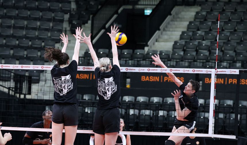 Eczacıbaşı yarı final ilk maçı için hazır!