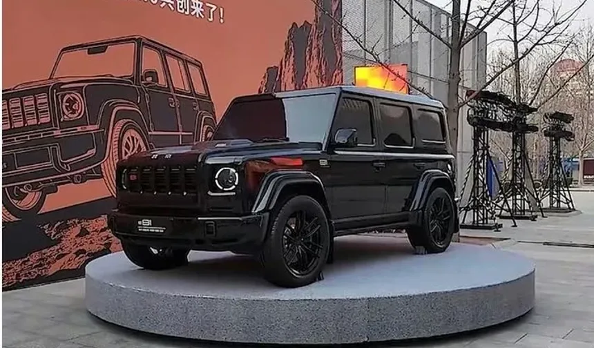 Çinli Mercedes G kasa alay konusu oldu: Yapay zeka fiyaskosu