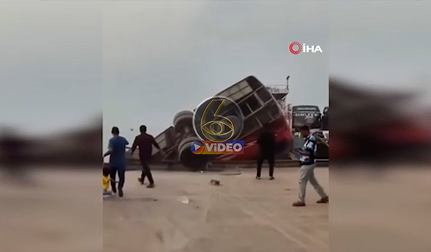 Bangladeş'te yolcu otobüsü nehre uçtu 24 kişi hayatını kaybetti: İşte o anlar | VİDEO