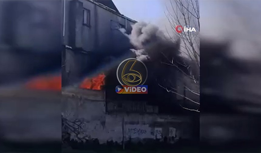 Bayrampaşa'da tekstil atölyesinde korkutan yangın | VİDEO