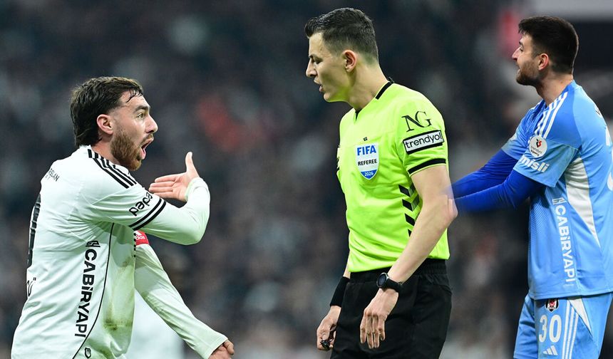 Orkun Kökçü ve Ersin Destanoğlu’ndan maç sonu hakeme sert tepki!