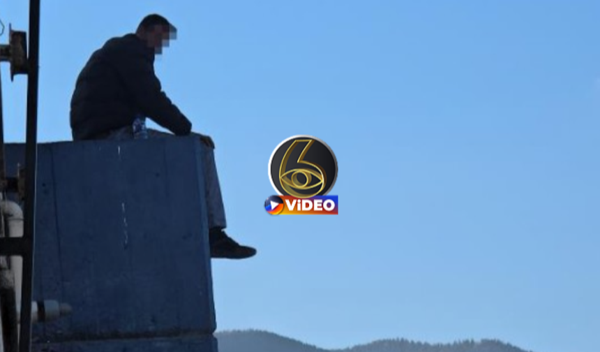 Kavalı alınan sokak sanatçısı çatıya çıktı! I VİDEO