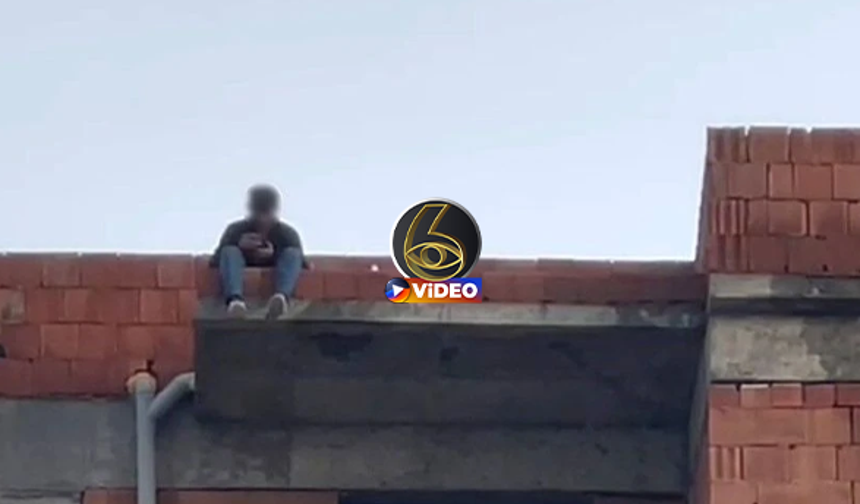 Tartıştığı eşi telefonlara bakmıyor diye çatıya çıktı! I VİDEO