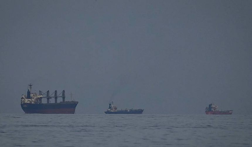 ABD, Hürmüz Boğazı'nı yeniden açmak için yeni bir uluslararası koalisyon kuruyor
