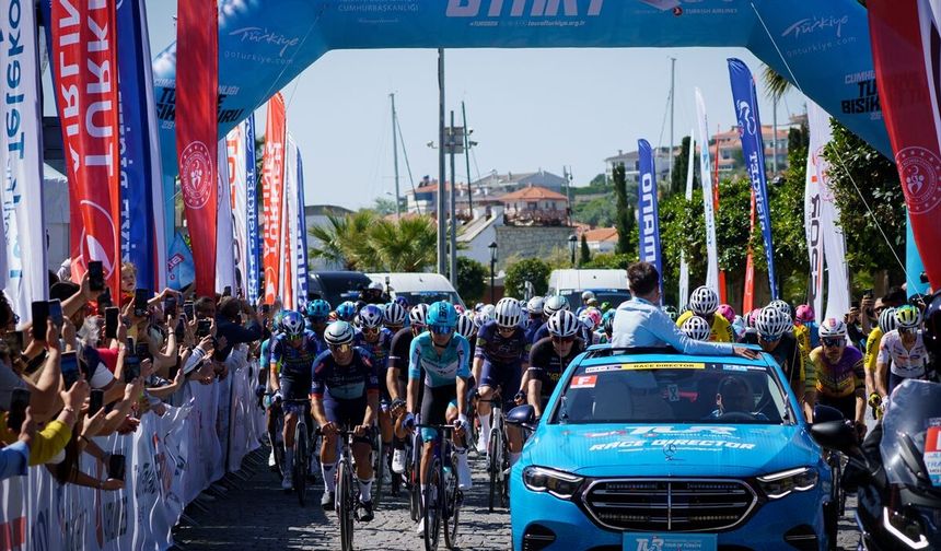 61. Cumhurbaşkanlığı Türkiye bisiklet turu Çeşme’den başladı
