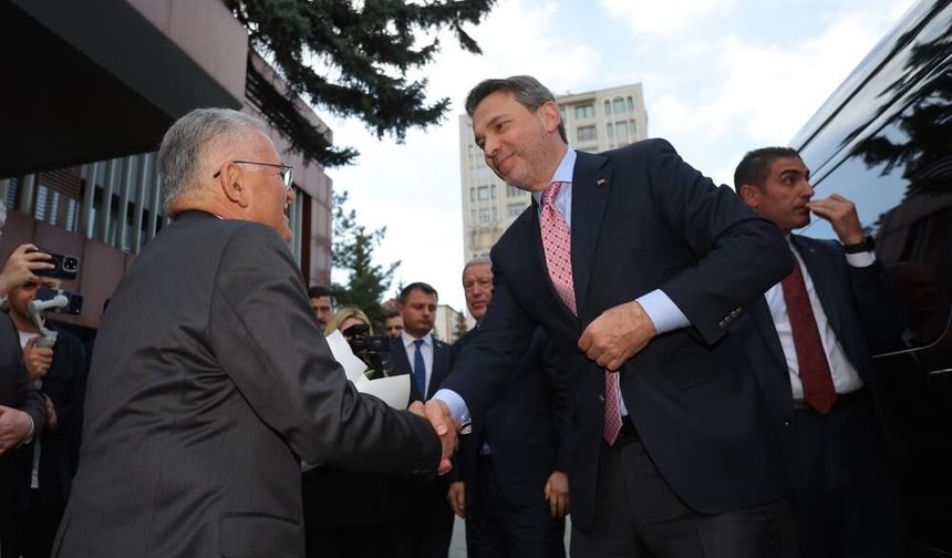 Bakan Bayraktar: Kayseri, Türkiye'nin gözbebeği