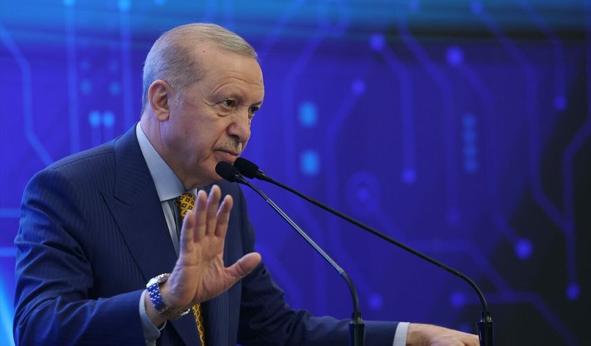 Cumhurbaşkanı Erdoğan: Aileye saldırı milli güvenlik ve beka meselesidir