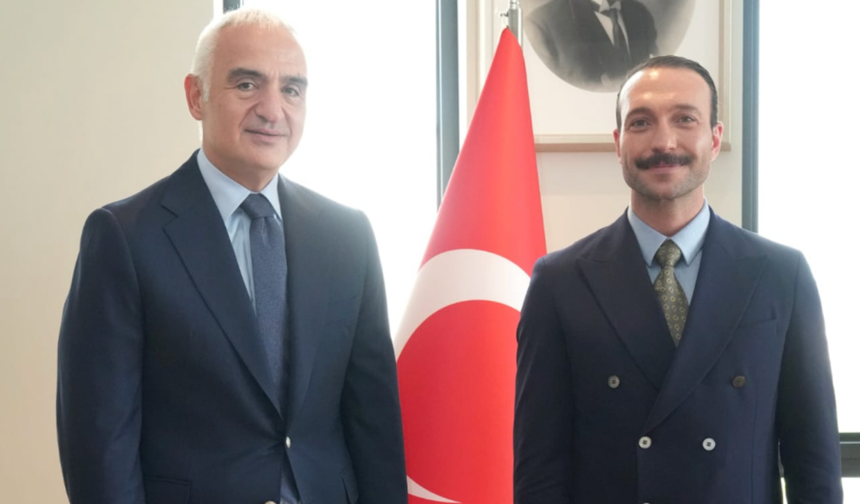 Eşref Rüya'nın Kadir'i Görkem Sevindik'e Bakan Ersoy'dan destek