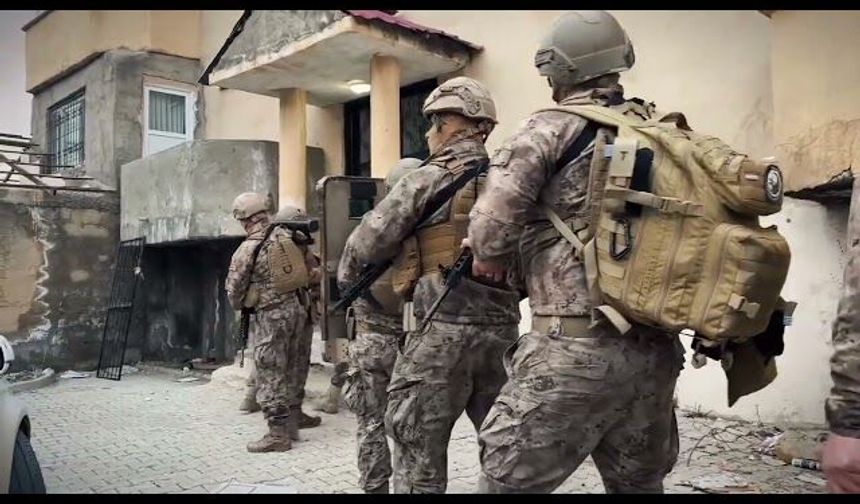 Hakkari’de Kaçakçılık operasyonu: 7 Şüpheli gözaltına alındı