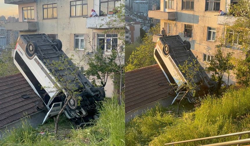 İstanbul'un orta yerinde yaşandı: Servis aracı evin çatısına düştü!