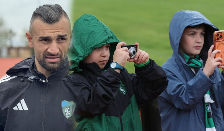 Serdar Dursun'dan minik taraftara hayatının sürprizi...