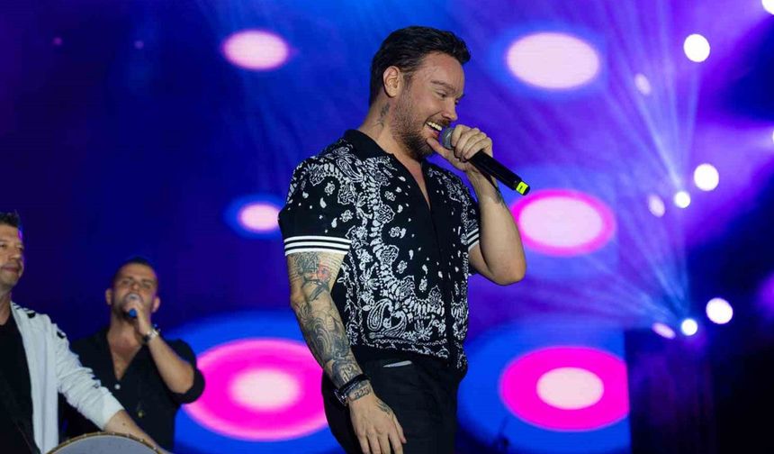 Sinan Akçıl milli marş için sahaya indi: Biraz sabır