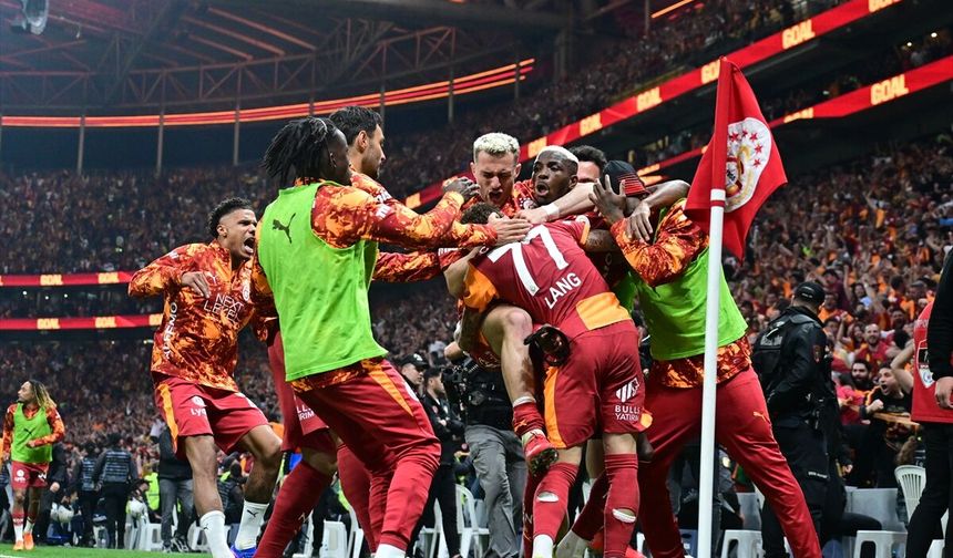 Galatasaraylı yıldızlardan şampiyonluk açıklamaları: “Biz Galatasaray’ız!”