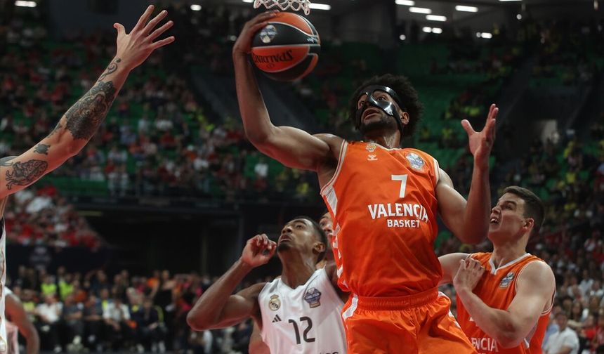 EuroLeague'de İspanya derbisinde Real Madrid, Valencia'yı mağlup ederek finale yükseldi
