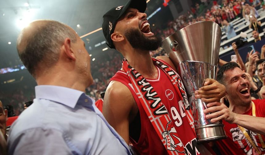 Atina'da EuroLeague şampiyonu Olympiakos!