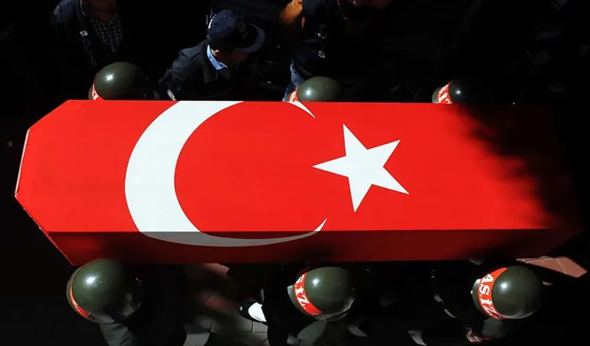 Trafik kazasında ağır yaralanan polis memuru şehit oldu
