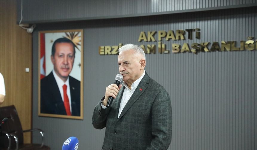 AK Parti Erzincan İl Başkanı övgü rekortmeni oldu