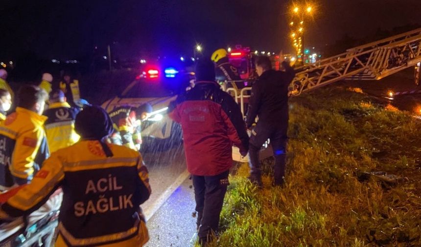 Balıkesir'de feci otobüs kazası: 3 ölü, 26 yaralı!