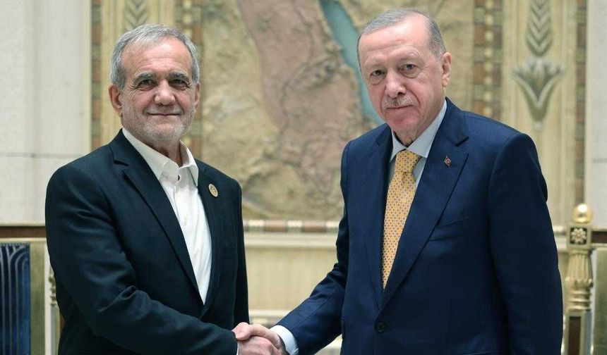 Cumhurbaşkanı Erdoğan, İranlı mevkidaşı Pezeşkiyan ile görüştü