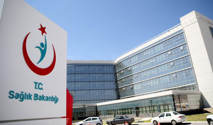 Hantavirüs vakası görülen gemideki 3 Türk vatandaşı yarın Türkiye'ye getirilecek