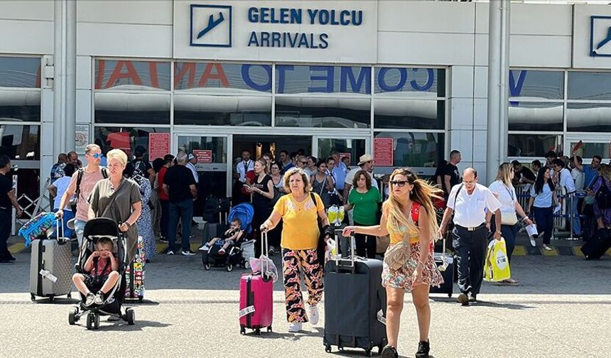 Bayram tatili piyasaları canlandıracak! 10 milyon kişi yollara çıkacak