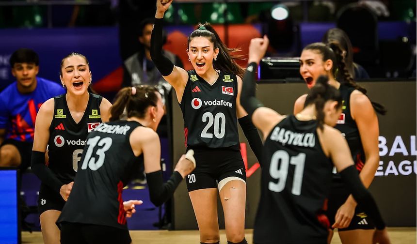 VNL'in Ankara etabında yer alacak A Milli Kadın Voleybol Takımı'nın kadrosu açıklandı