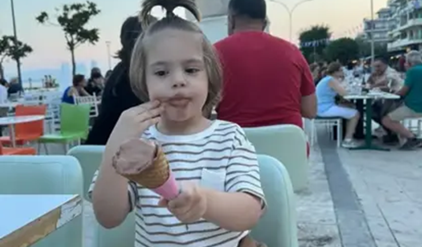 4 yaşındaki Aren açlık ve susuzluktan öldü!