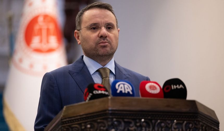 Kimsesizler Mezarlığı'ndaki 20 yıllık sır çözüldü! Bakan Gürlek açıkladı!