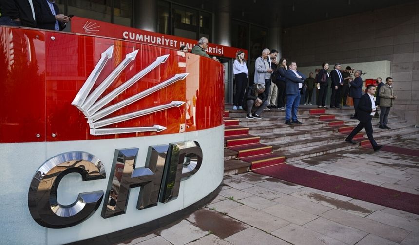 CHP’de bazı personelin iş akdi feshedildi! Açıklama geldi!