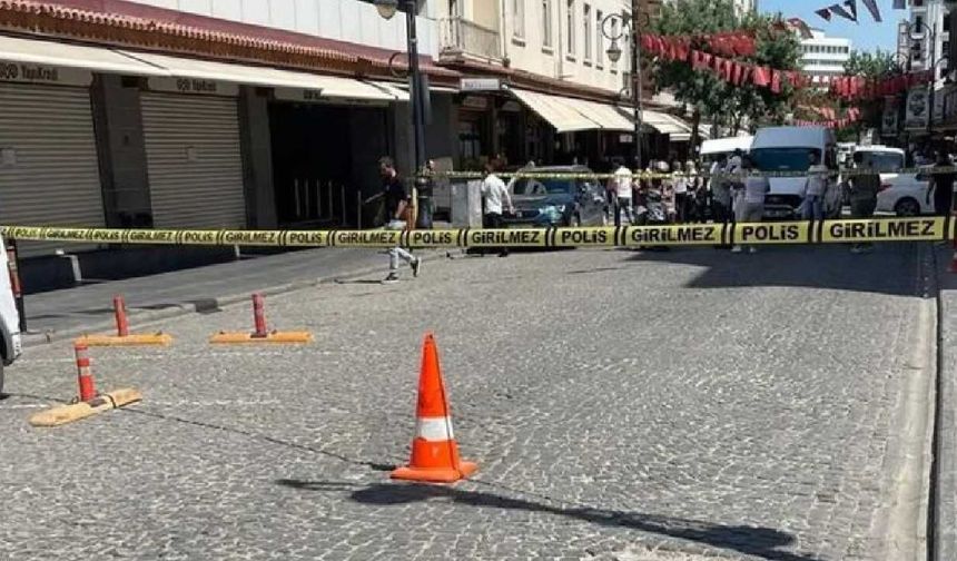 Diyarbakır'da bir banka şubesine yönelik silahlı saldırı: 2 kişi tutuklandı