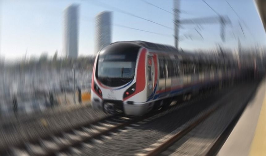 Marmaray’da bir kez daha üzücü olay: Seferlerde aksama yaşandı