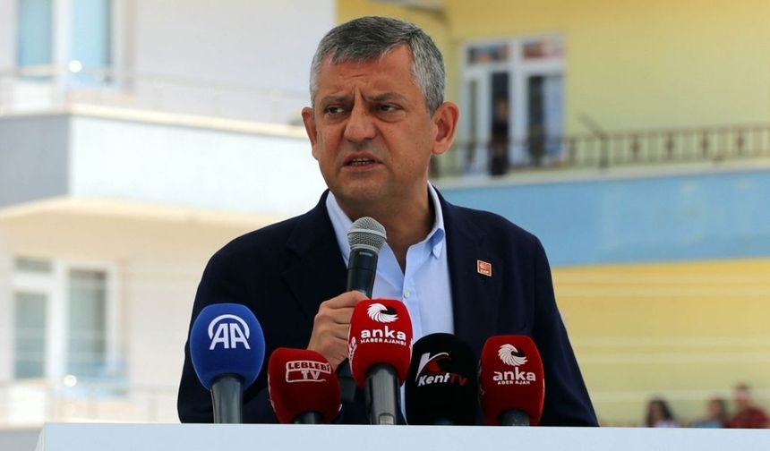 Özgür Özel: Gerekirse bu başı vereceğim ama onlara baş eğmeyeceğim!