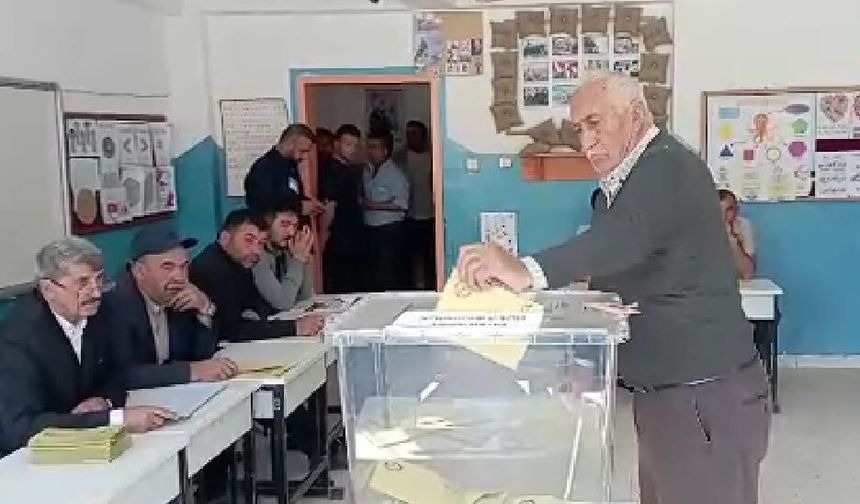 Tokat'ta seçmen sandık başında!