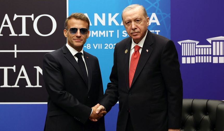 NATO Zirvesi'nde dikkat çeken temas: Erdoğan-Macron görüşmesi