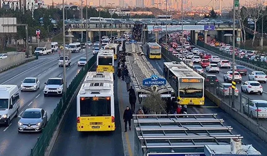 İstanbul'da toplu ulaşıma yüzde 10 zam!
