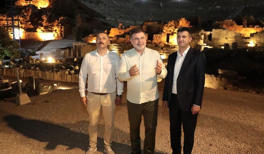 Bilal Saygılı: Gece Müzeciliği Efes'i turizmde yeni bir cazibe merkezi yaptı