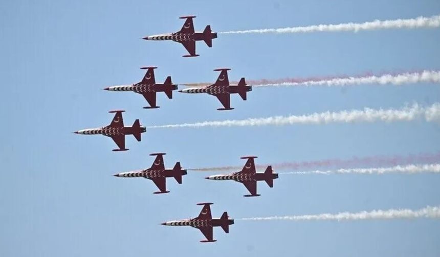 Türk Yıldızları, NATO için gösteri uçuşu yapacak