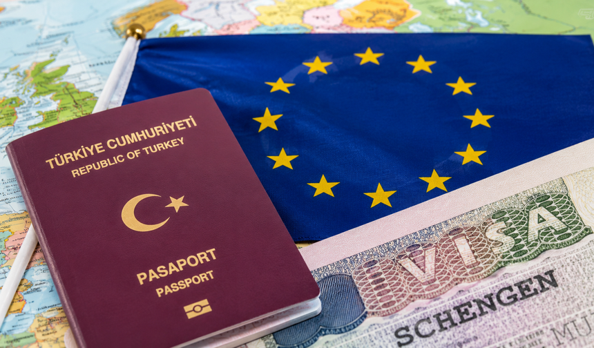 Schengen başvurularında Türk vatandaşlarına kademeli vize kolaylığı mı geliyor?