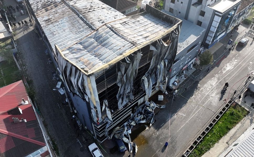 Kocaeli’ndeki yangına ilişkin 7 kişi açığa alındı