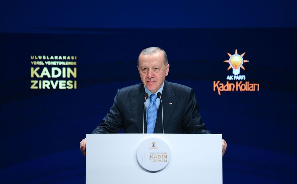 Cumhurbaşkanı Erdoğan: Kartalın bir başı hakan ise bir başı hatundur