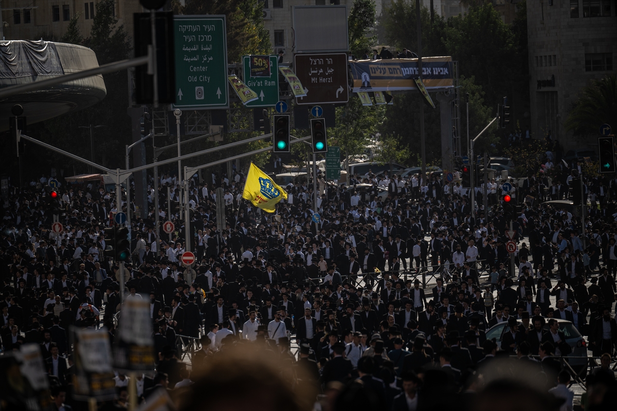 A A 20251030 39568613 39568589 B A T I K U D U S T E B I N L E R C E U L T R A O R T O D O K S Y A H U D I Z O R U N L U A S K E R L I K K A R S I T I G O S T E R I D U Z E N L E D I