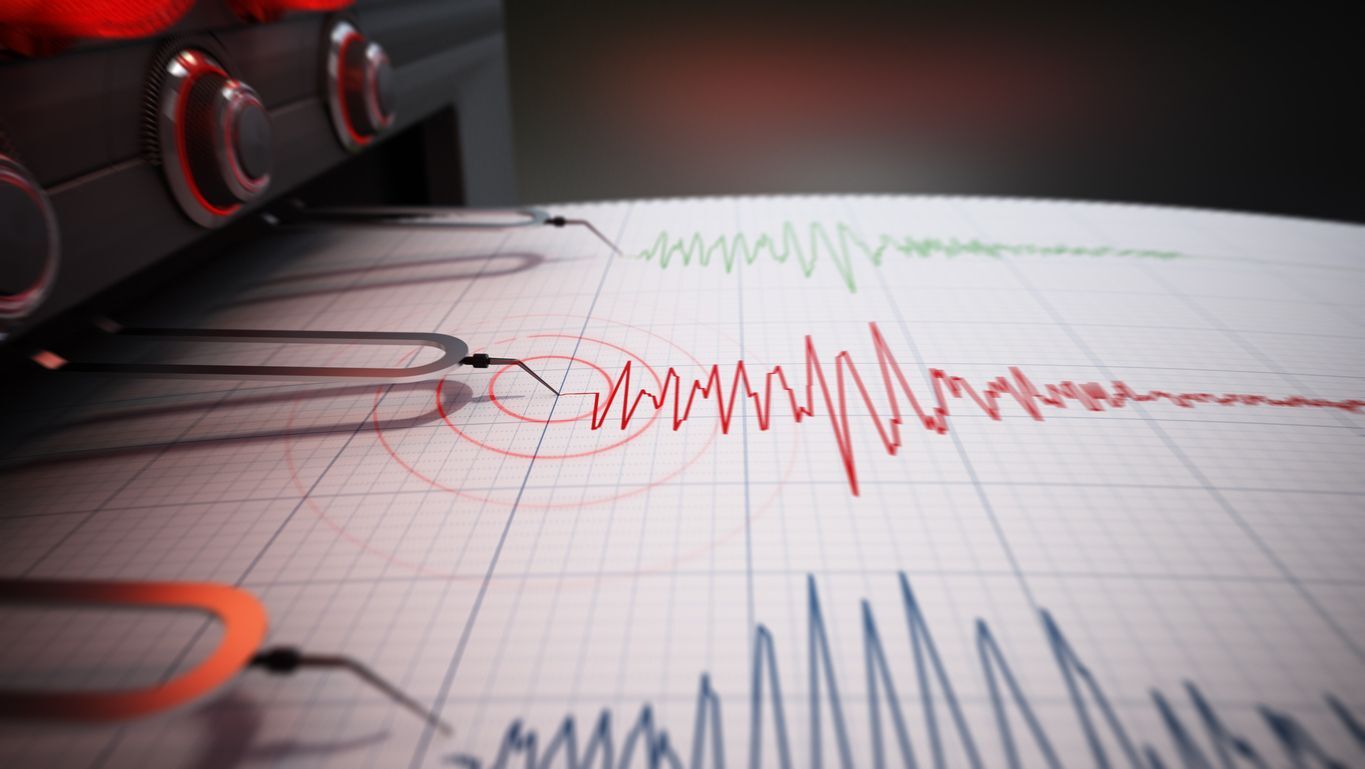 Antalya'da 3.5 büyüklüğünde deprem oldu